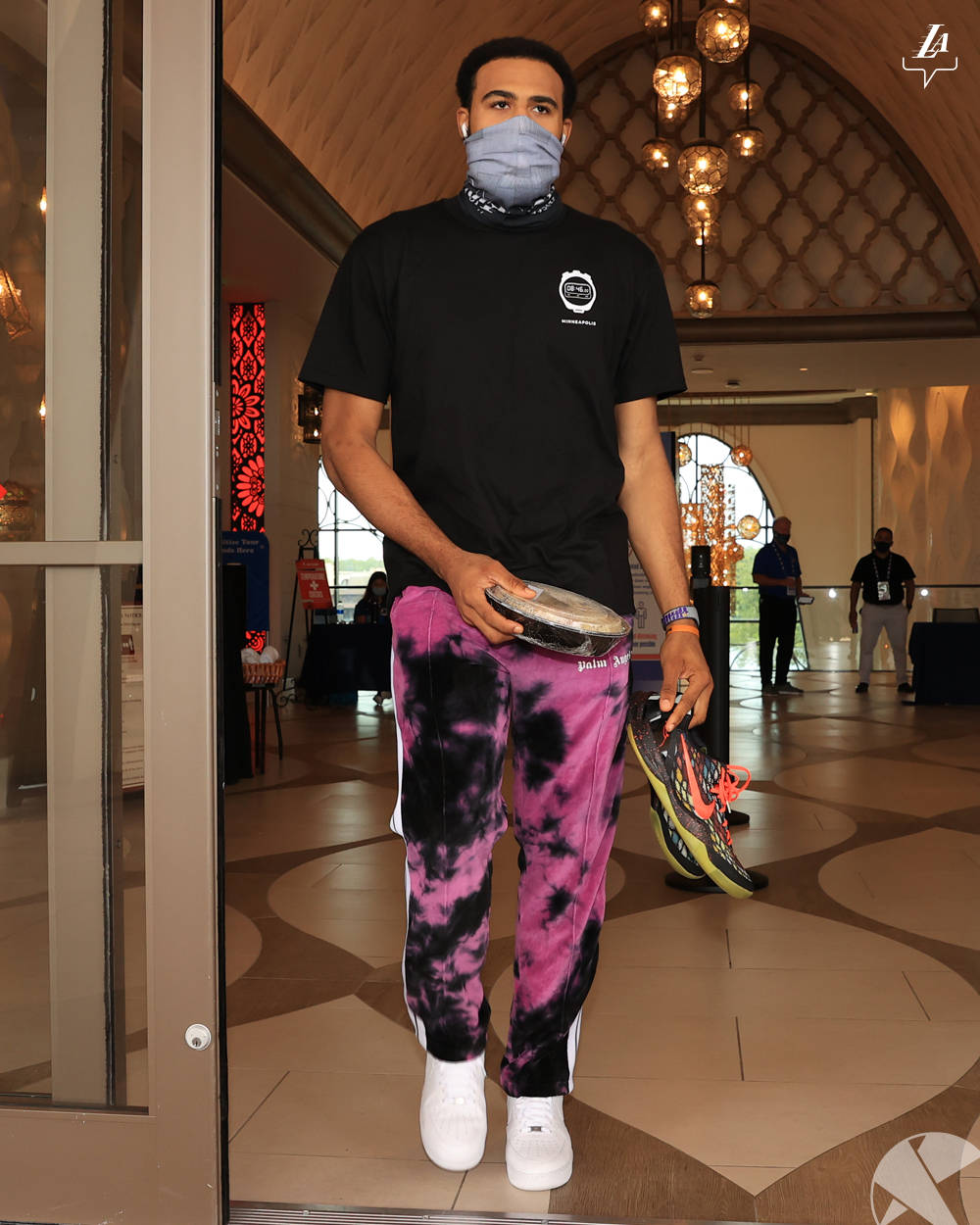 九游体育官方网站 -一一风荷举经典片段